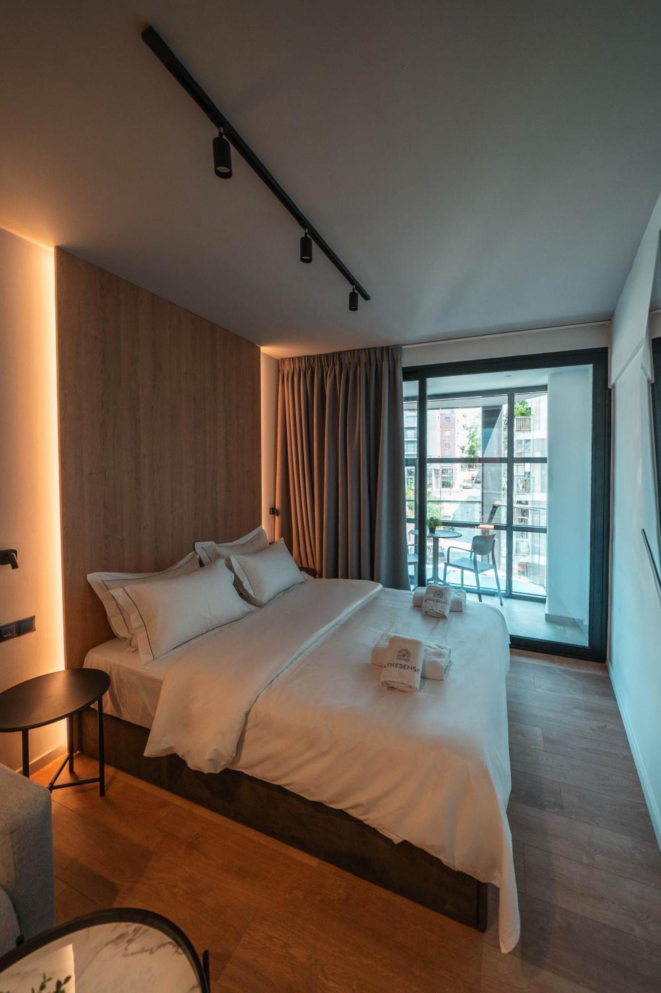 Athesense Suites Aten Exteriör bild
