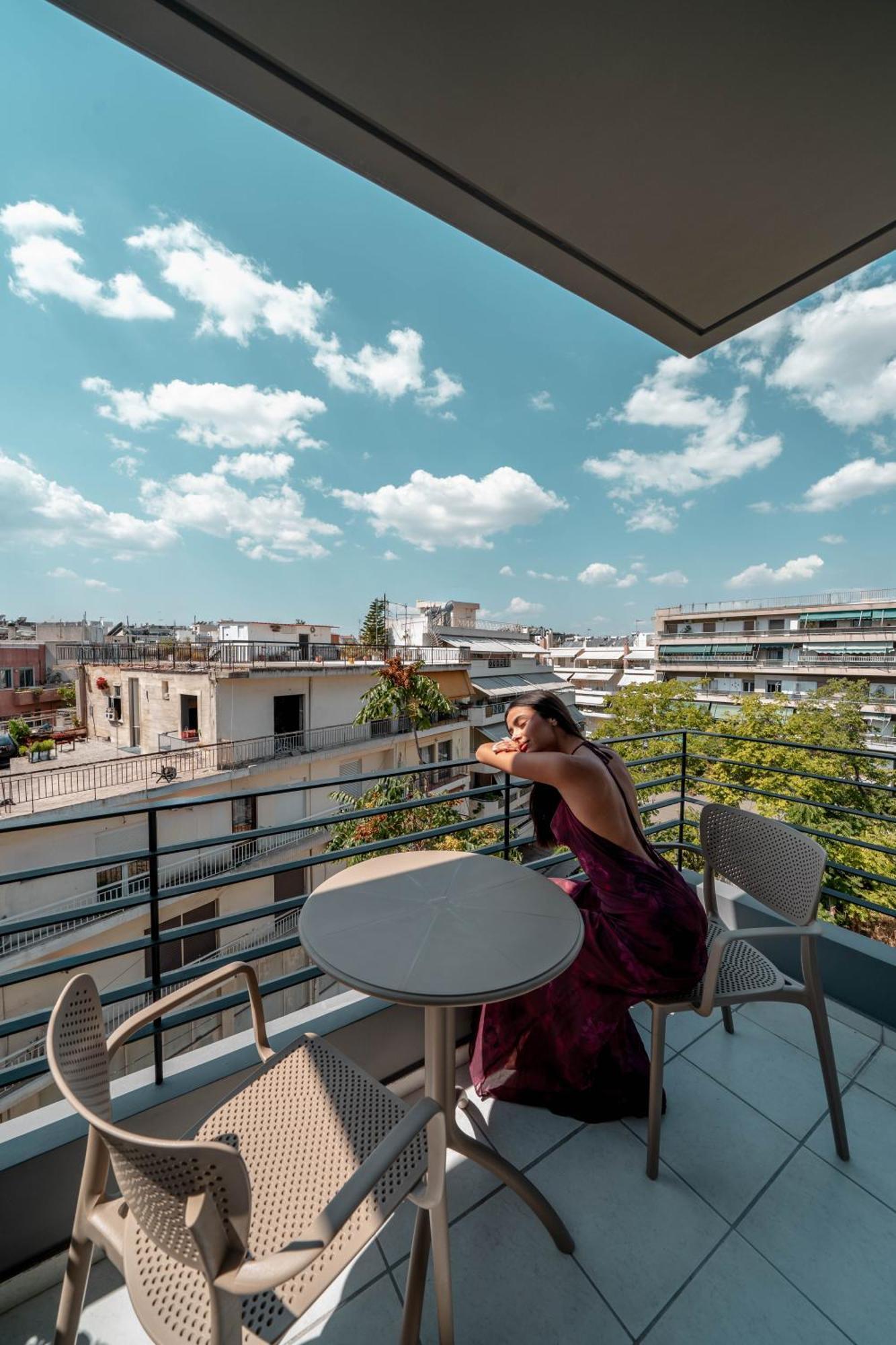 Athesense Suites Aten Exteriör bild