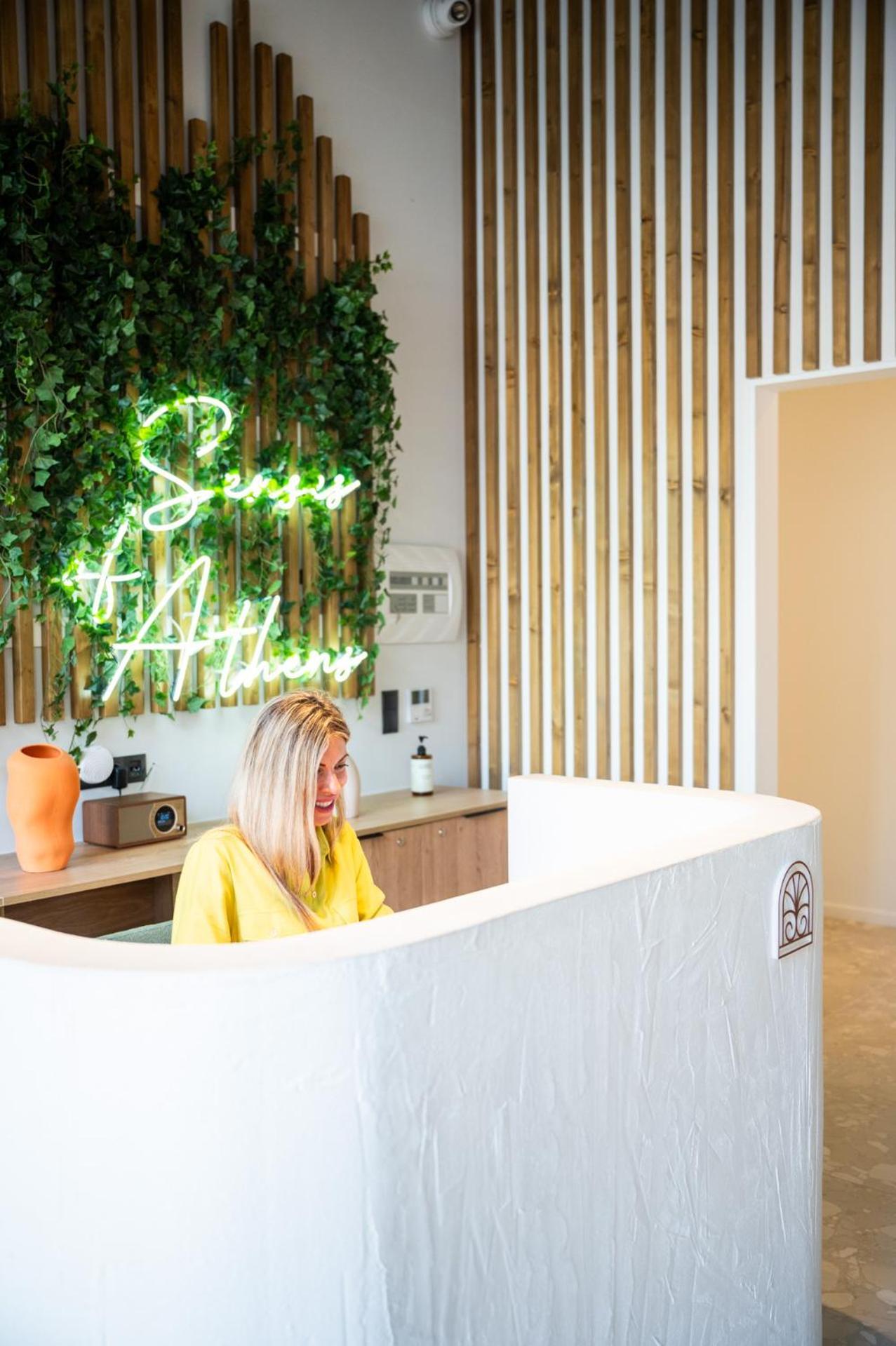 Athesense Suites Aten Exteriör bild