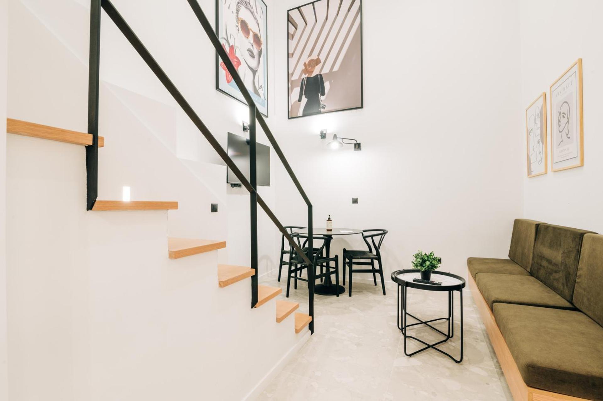 Athesense Suites Aten Exteriör bild